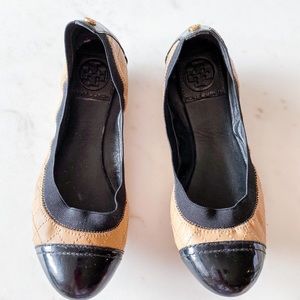 Tory Burch Caroline Flat Camel/ Black